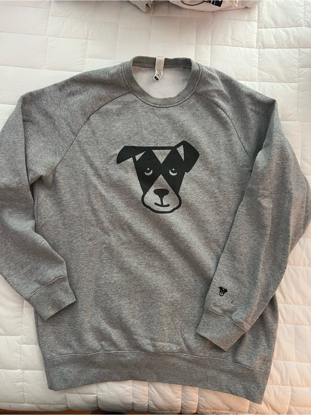 “The Dogist” women’s sweatshirt
